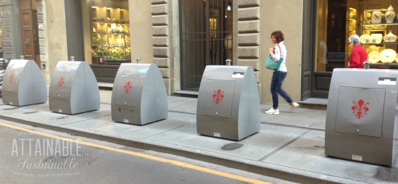 Visiting Italy gave my family the chance to see first hand how Italy is winning the green game, from public transportation to energy-saving habits and more! 回收容器在意大利